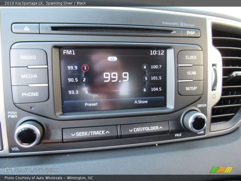 Sparkling Silver / Black 2019 Kia Sportage LX