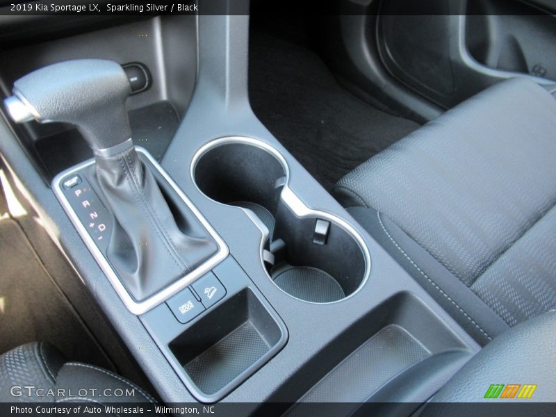 Sparkling Silver / Black 2019 Kia Sportage LX