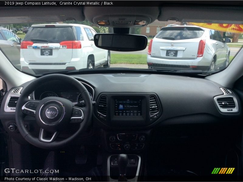 Granite Crystal Metallic / Black 2019 Jeep Compass Latitude