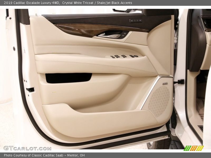 Crystal White Tricoat / Shale/Jet Black Accents 2019 Cadillac Escalade Luxury 4WD