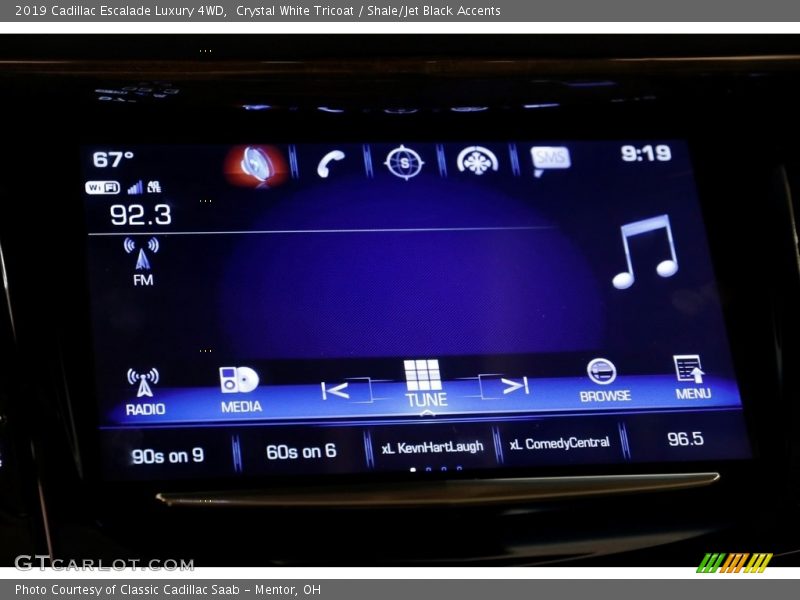 Crystal White Tricoat / Shale/Jet Black Accents 2019 Cadillac Escalade Luxury 4WD