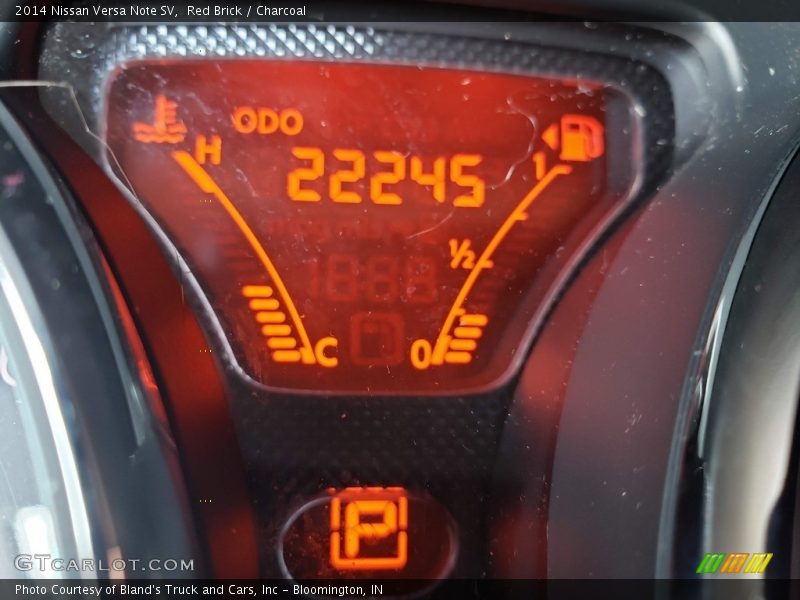Red Brick / Charcoal 2014 Nissan Versa Note SV