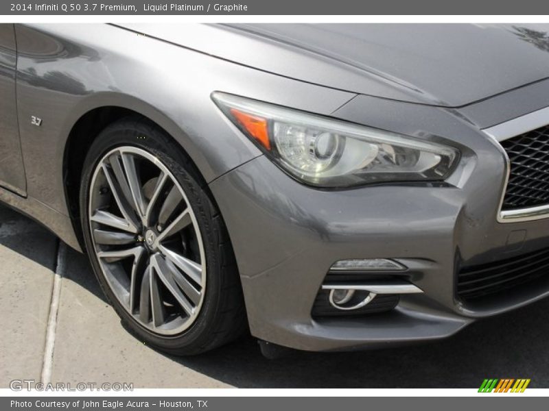 Liquid Platinum / Graphite 2014 Infiniti Q 50 3.7 Premium