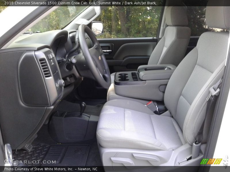 Summit White / Dark Ash/Jet Black 2018 Chevrolet Silverado 1500 Custom Crew Cab 4x4