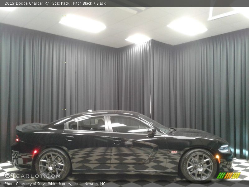 Pitch Black / Black 2019 Dodge Charger R/T Scat Pack