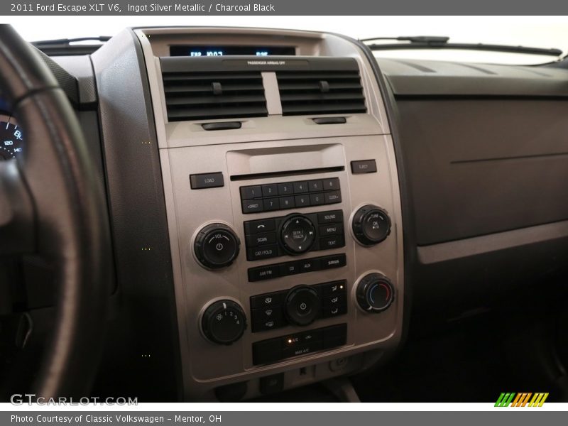 Ingot Silver Metallic / Charcoal Black 2011 Ford Escape XLT V6