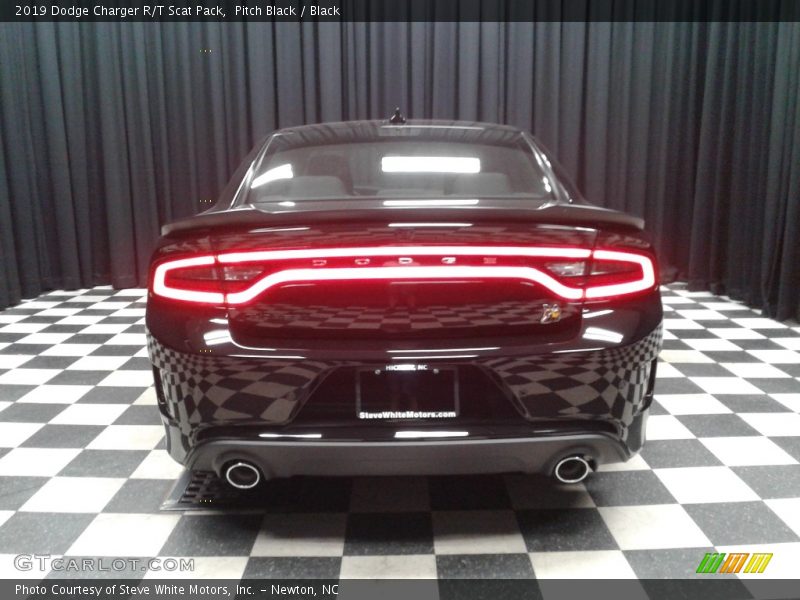 Pitch Black / Black 2019 Dodge Charger R/T Scat Pack