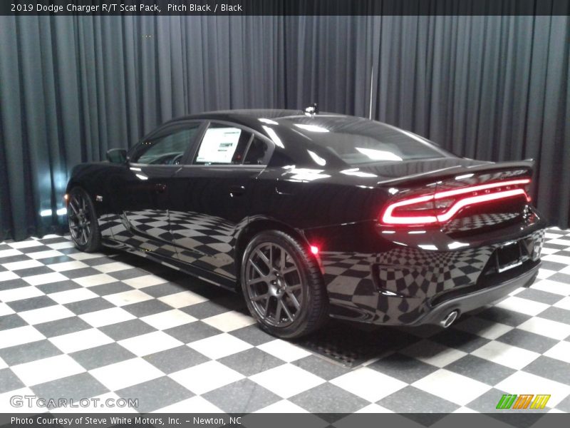 Pitch Black / Black 2019 Dodge Charger R/T Scat Pack