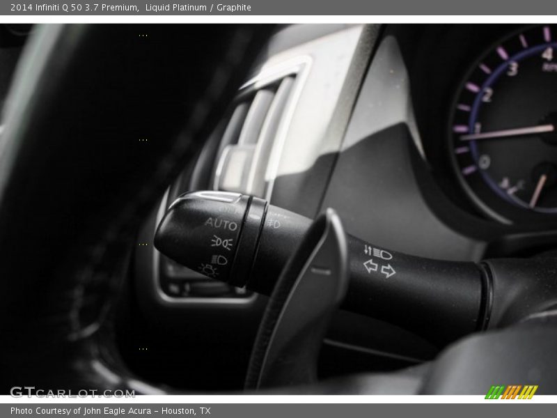 Liquid Platinum / Graphite 2014 Infiniti Q 50 3.7 Premium