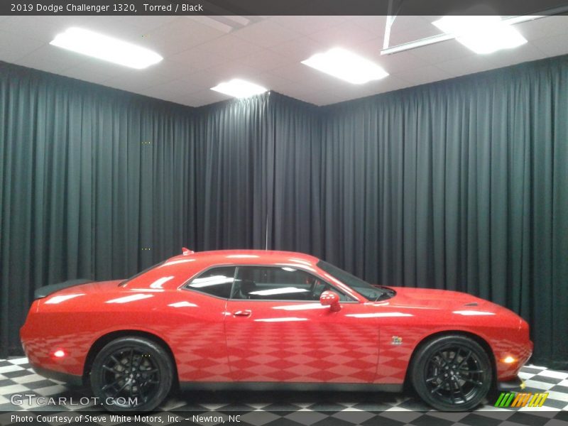 Torred / Black 2019 Dodge Challenger 1320