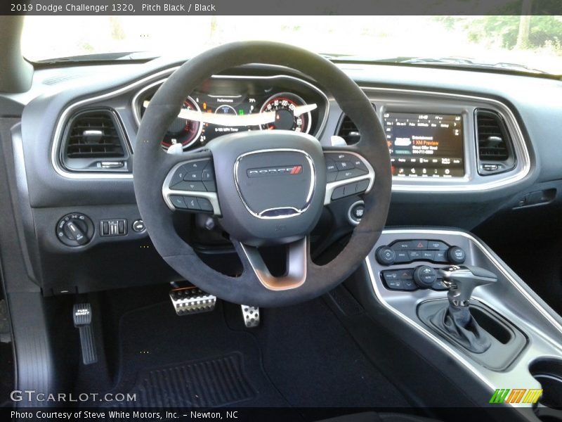 Pitch Black / Black 2019 Dodge Challenger 1320