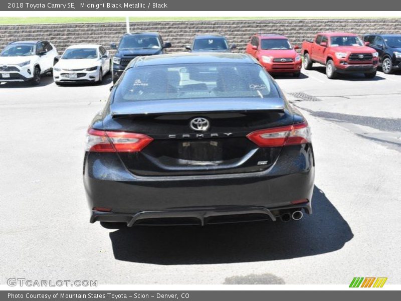Midnight Black Metallic / Black 2018 Toyota Camry SE