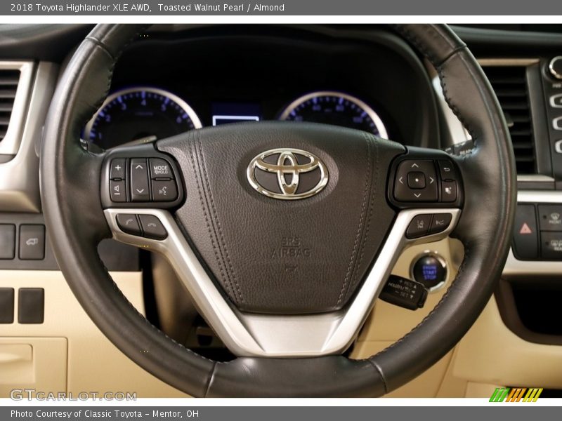 Toasted Walnut Pearl / Almond 2018 Toyota Highlander XLE AWD