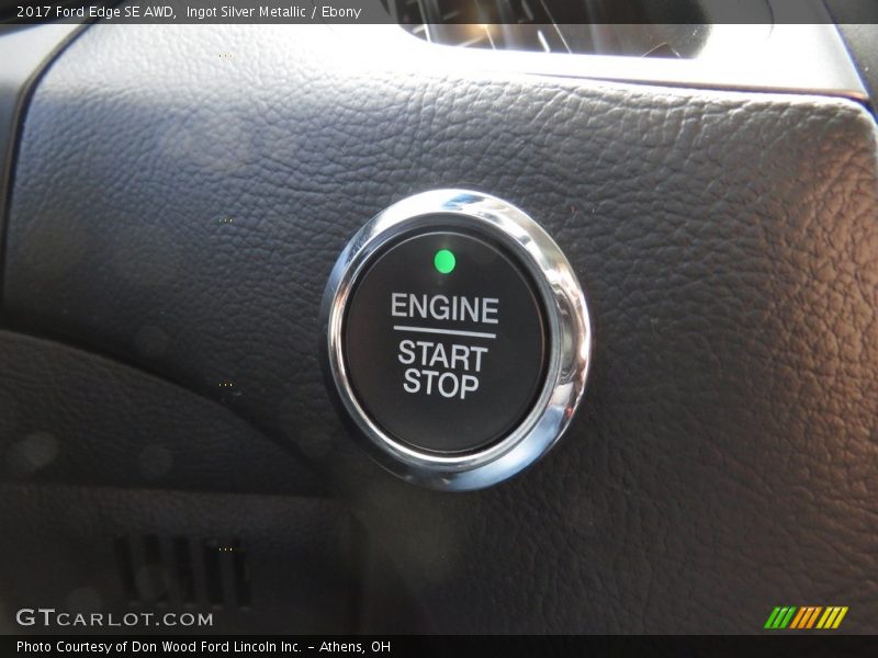 Ingot Silver Metallic / Ebony 2017 Ford Edge SE AWD