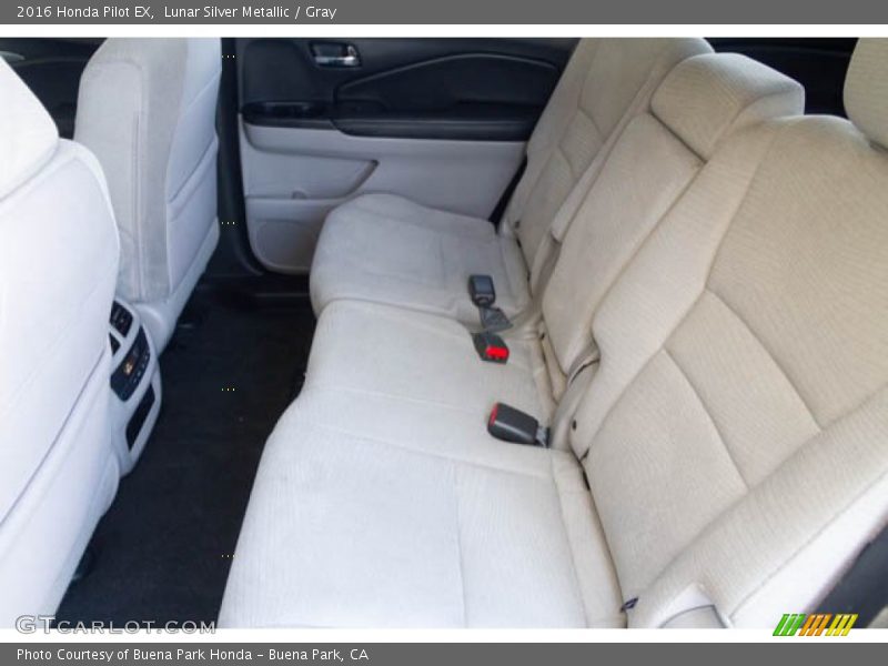 Lunar Silver Metallic / Gray 2016 Honda Pilot EX