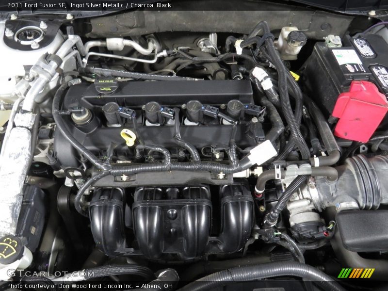 Ingot Silver Metallic / Charcoal Black 2011 Ford Fusion SE
