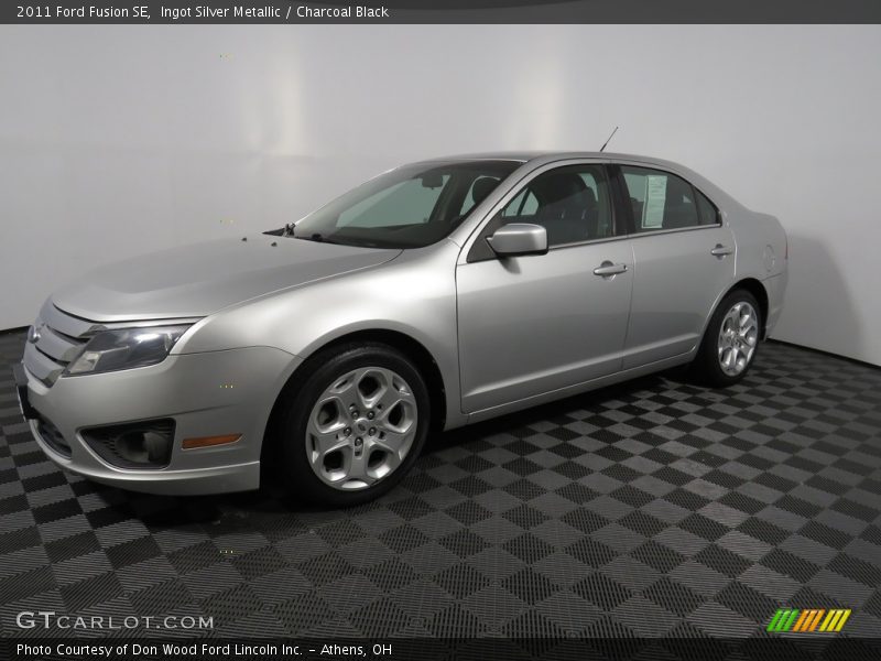 Ingot Silver Metallic / Charcoal Black 2011 Ford Fusion SE