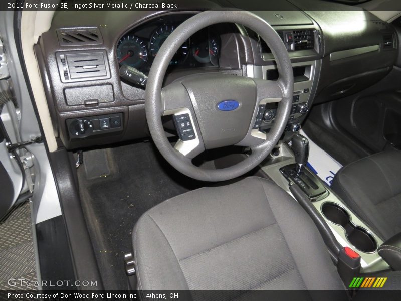 Ingot Silver Metallic / Charcoal Black 2011 Ford Fusion SE