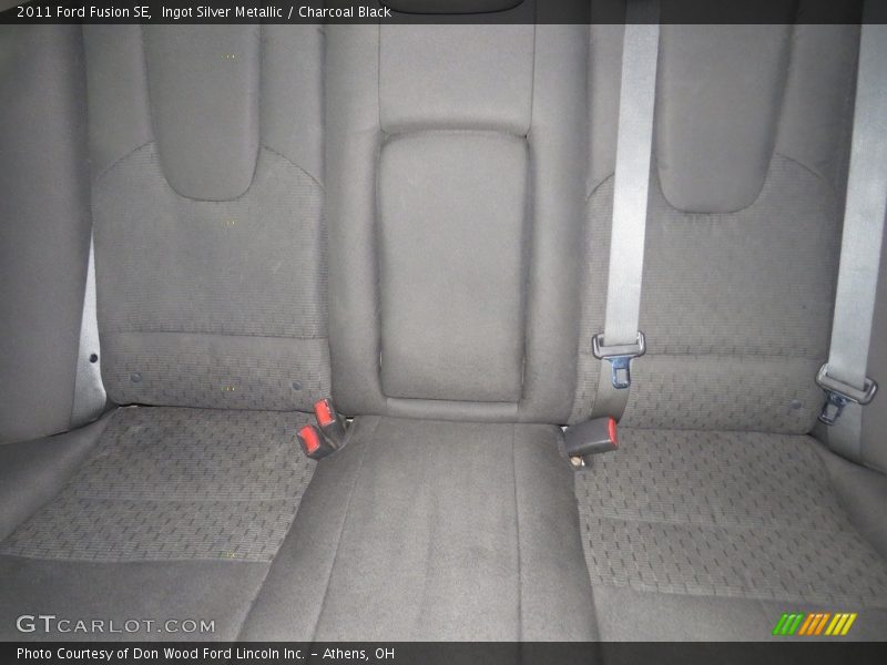 Ingot Silver Metallic / Charcoal Black 2011 Ford Fusion SE