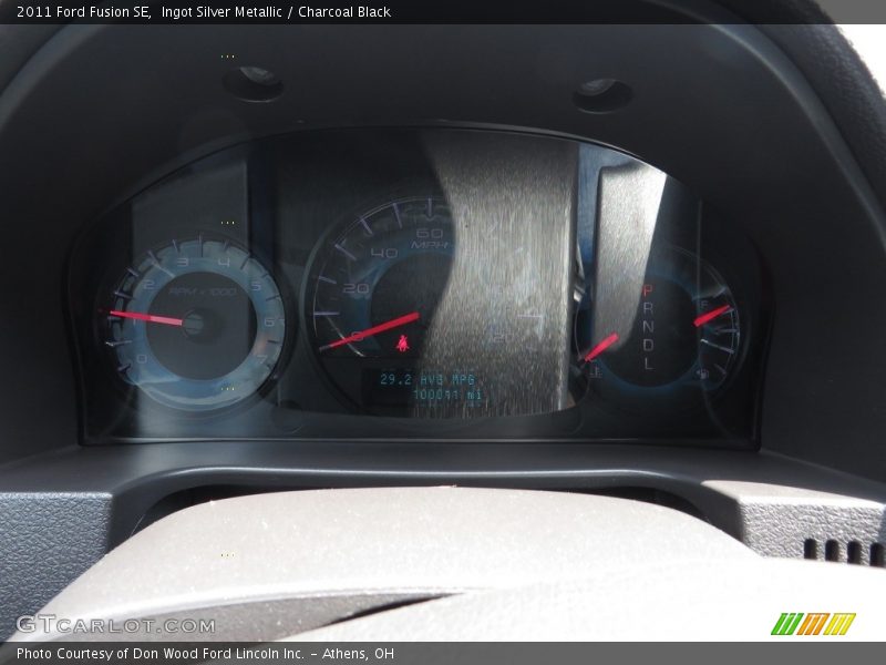 Ingot Silver Metallic / Charcoal Black 2011 Ford Fusion SE