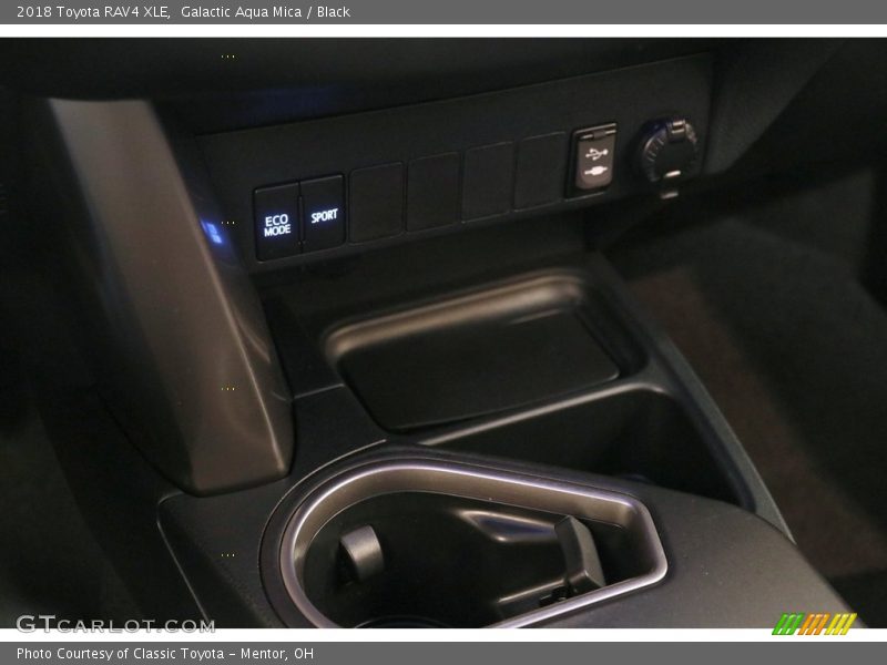 Galactic Aqua Mica / Black 2018 Toyota RAV4 XLE