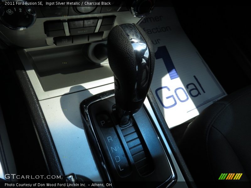 Ingot Silver Metallic / Charcoal Black 2011 Ford Fusion SE