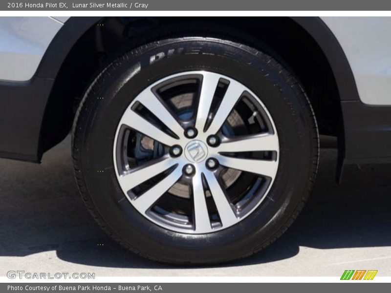 Lunar Silver Metallic / Gray 2016 Honda Pilot EX