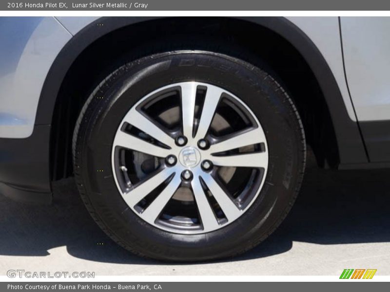 Lunar Silver Metallic / Gray 2016 Honda Pilot EX