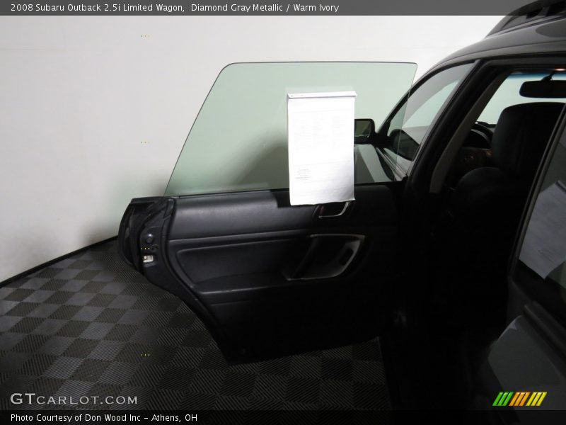 Diamond Gray Metallic / Warm Ivory 2008 Subaru Outback 2.5i Limited Wagon