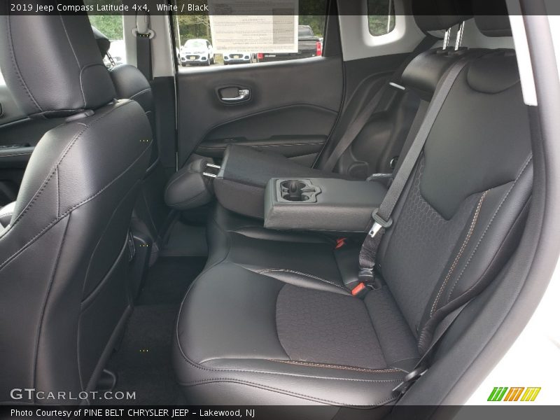 White / Black 2019 Jeep Compass Latitude 4x4