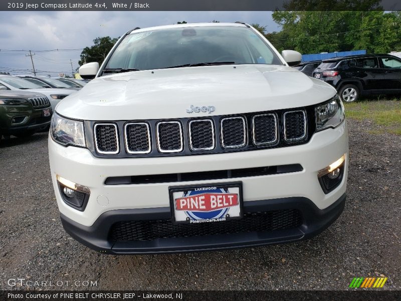 White / Black 2019 Jeep Compass Latitude 4x4