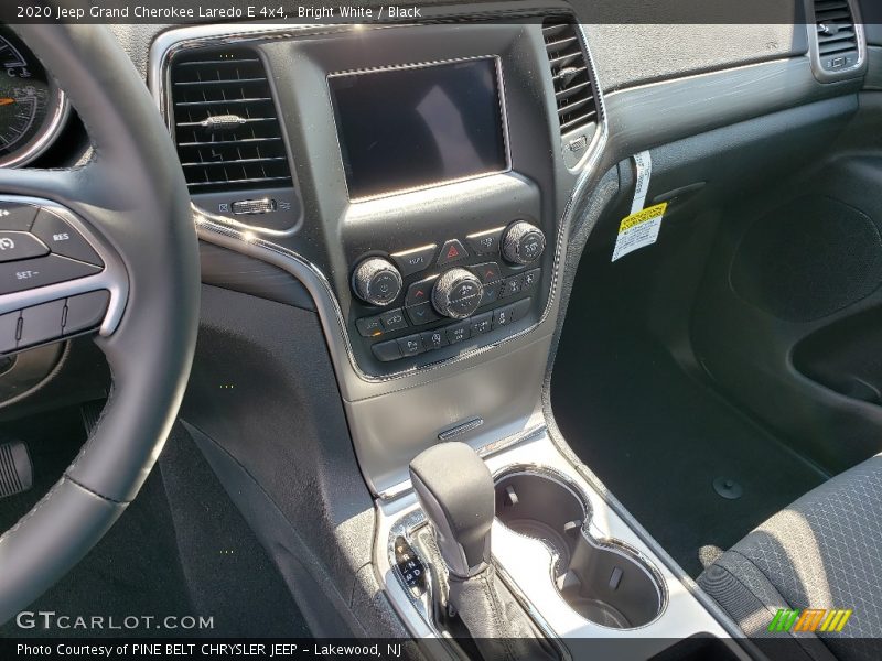 Bright White / Black 2020 Jeep Grand Cherokee Laredo E 4x4