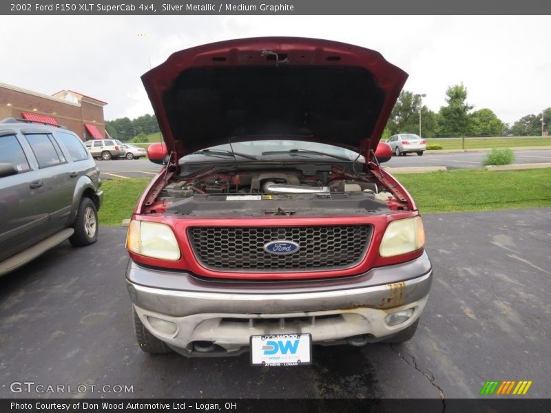 Silver Metallic / Medium Graphite 2002 Ford F150 XLT SuperCab 4x4