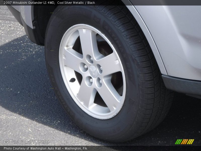 Cool Silver Metallic / Black 2007 Mitsubishi Outlander LS 4WD