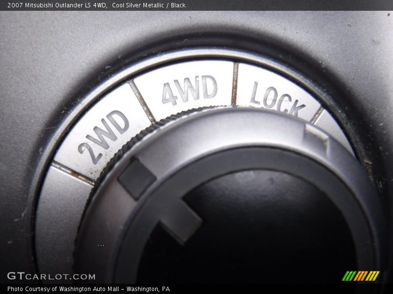 Cool Silver Metallic / Black 2007 Mitsubishi Outlander LS 4WD