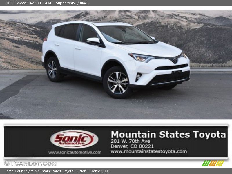 Super White / Black 2018 Toyota RAV4 XLE AWD