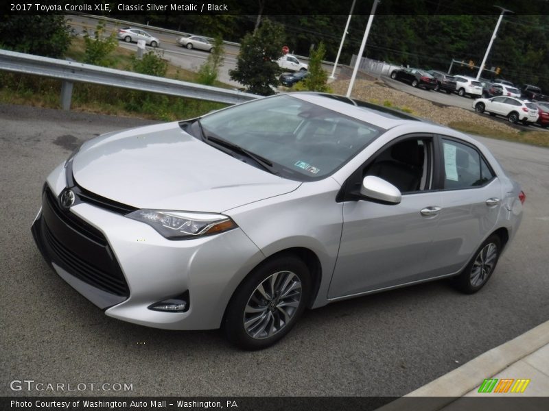 Classic Silver Metalic / Black 2017 Toyota Corolla XLE