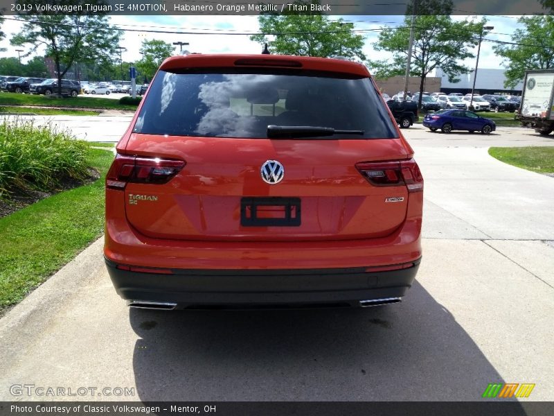 Habanero Orange Metallic / Titan Black 2019 Volkswagen Tiguan SE 4MOTION