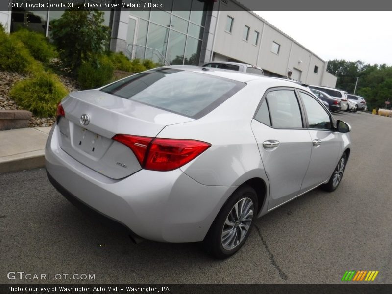 Classic Silver Metalic / Black 2017 Toyota Corolla XLE