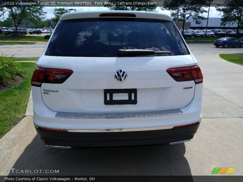 Pure White / Saffrano Orange/Black 2019 Volkswagen Tiguan SEL Premium 4MOTION