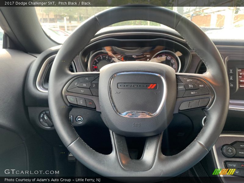 Pitch Black / Black 2017 Dodge Challenger SXT