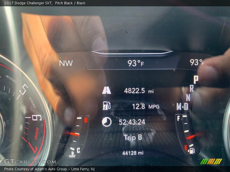 Pitch Black / Black 2017 Dodge Challenger SXT