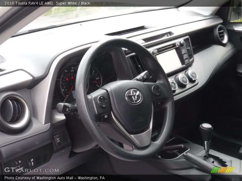 Super White / Black 2016 Toyota RAV4 LE AWD
