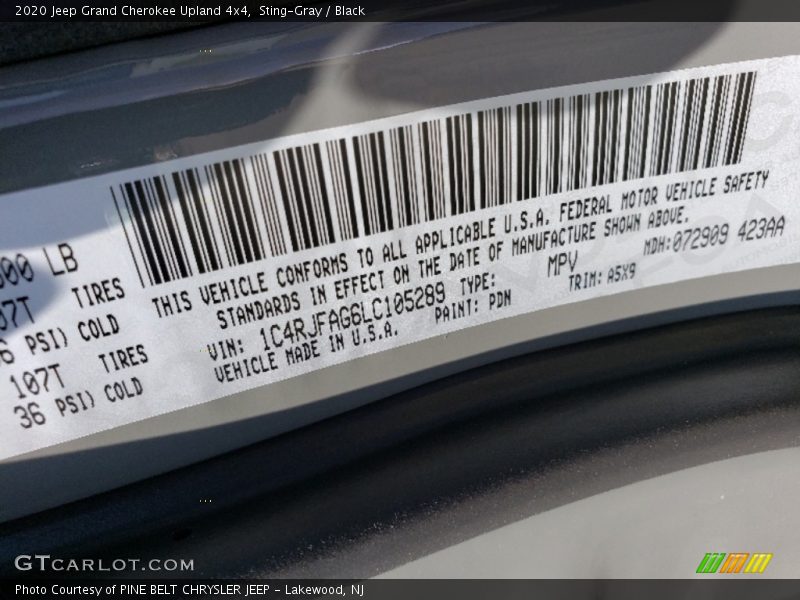 Sting-Gray / Black 2020 Jeep Grand Cherokee Upland 4x4