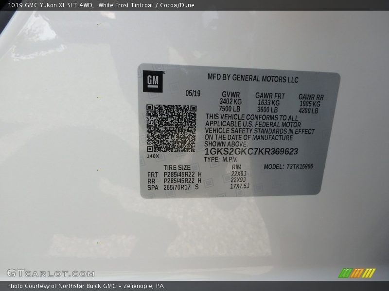 White Frost Tintcoat / Cocoa/Dune 2019 GMC Yukon XL SLT 4WD