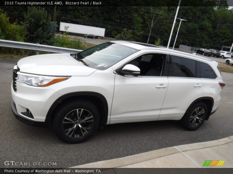 Blizzard Pearl / Black 2016 Toyota Highlander XLE AWD