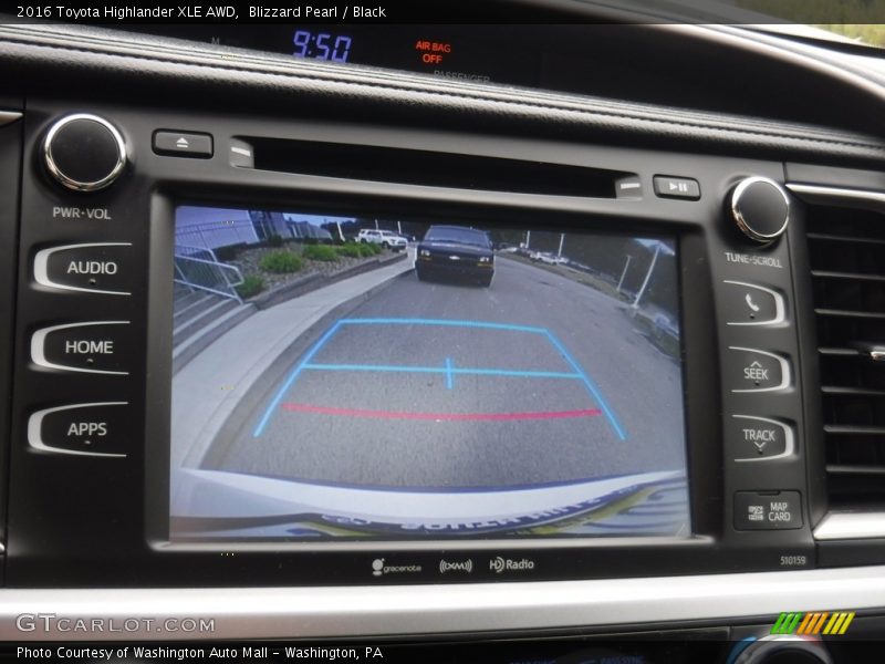 Blizzard Pearl / Black 2016 Toyota Highlander XLE AWD
