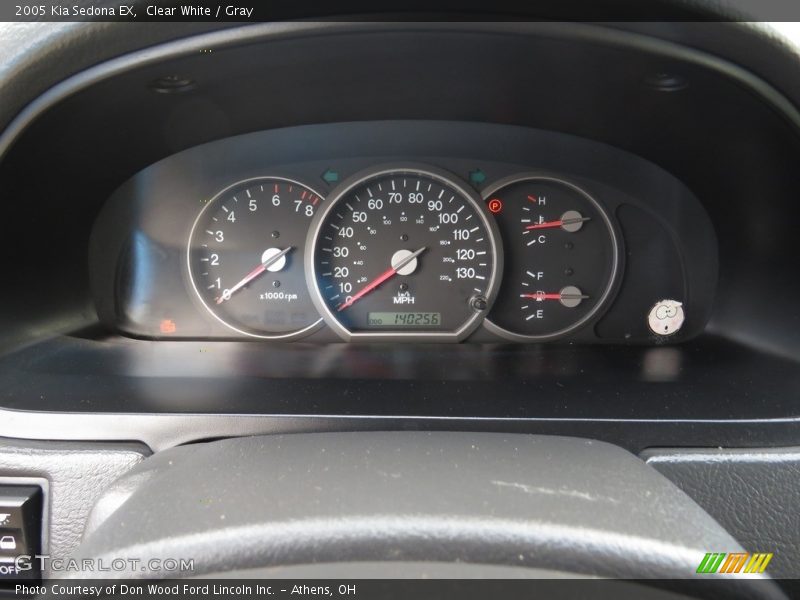 Clear White / Gray 2005 Kia Sedona EX