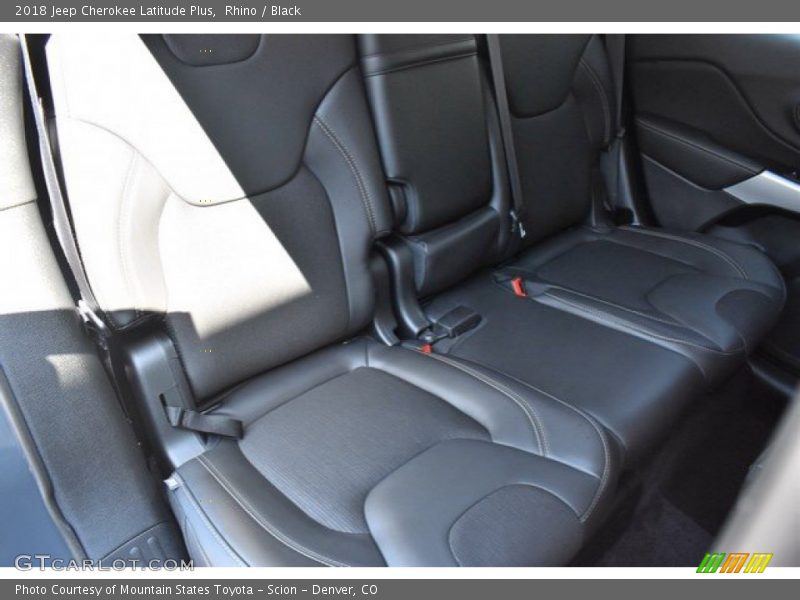 Rhino / Black 2018 Jeep Cherokee Latitude Plus