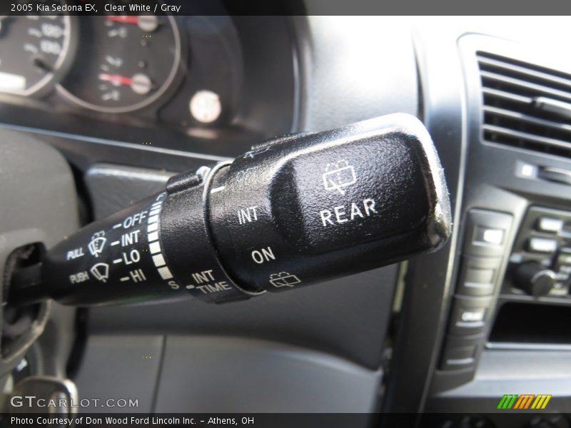 Clear White / Gray 2005 Kia Sedona EX